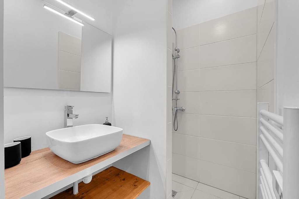 Le Cocon - T2 Cosy Hypercentre Avec Parking Apartment Toulouse Luaran gambar