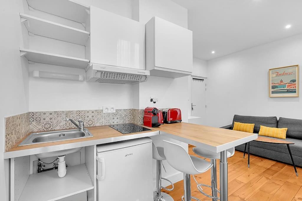 Le Cocon - T2 Cosy Hypercentre Avec Parking Apartment Toulouse Luaran gambar